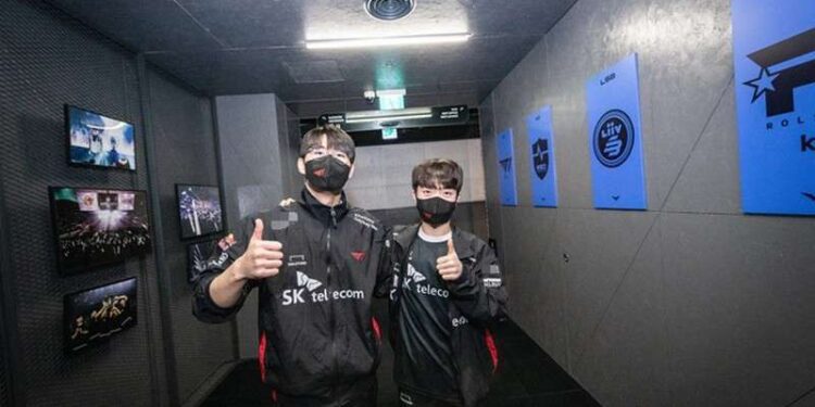 Oner (trái) và Keria là 2 tuyển thủ được danh hiệu MVP sau trận - nguồn: LoL Esports