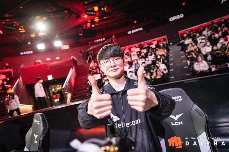 T1 đã kéo dài chuỗi bất bại lên con số 3 sau chiến thắng trước KDF - nguồn: LoL Esports