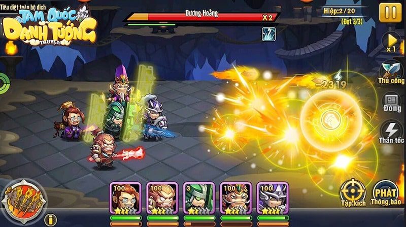 Gameplay quen thuộc, đa dạng xây dựng đội hình