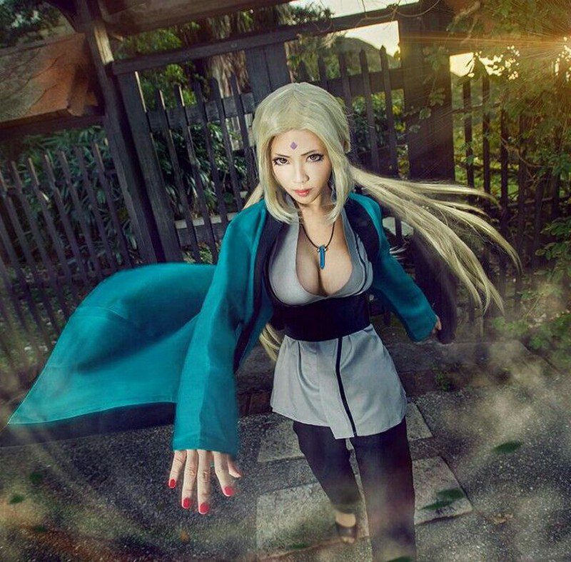 Cosplay tsunade chiến đấu cùng làng lá